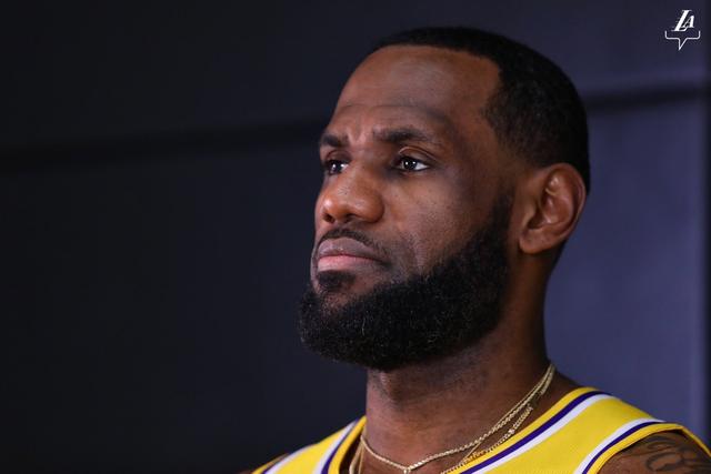 低迷!赵睿7投1中得到3分1助攻2失误 正负值-24