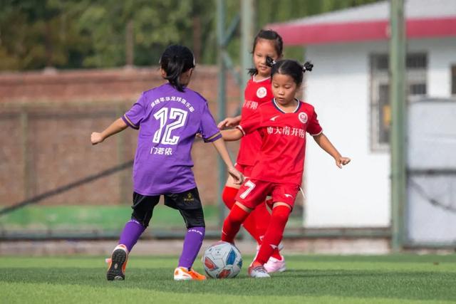 哈登26+11快船逆转热火回第6 活塞险胜尼克斯