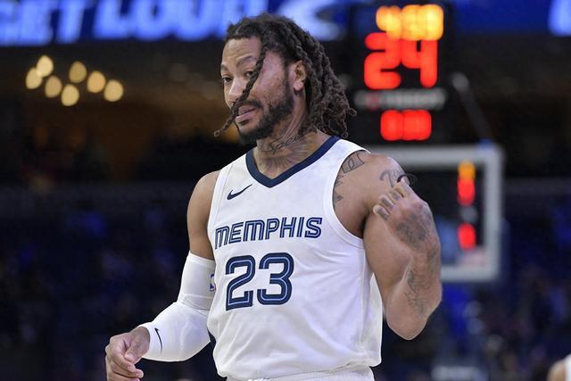 拜仁提前四轮卫冕德甲 向“六冠王”迈进